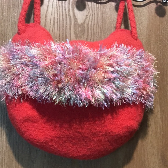 Fun Bag Vibrant Multicolored Details Copy Ad - Picture 7 of 13